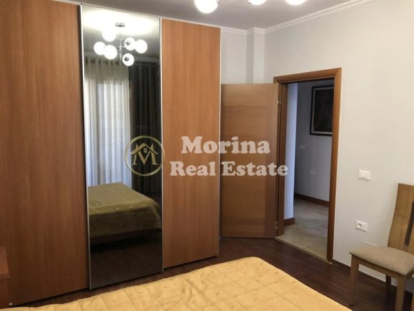 Tirane, jepet me qera apartament 3+1+Ballkon Kati 6, 150 m² 1.100 € (Myslym Shyri)