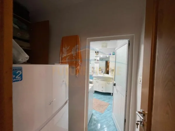 Durres, shitet 2+1+Ballkon , 133 m² 80.000 € (gjykata durres)