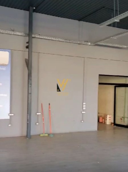 Tirane, jepet me qera magazine Kati 0, 500 m² 4.000 € (ISH DOGANA)