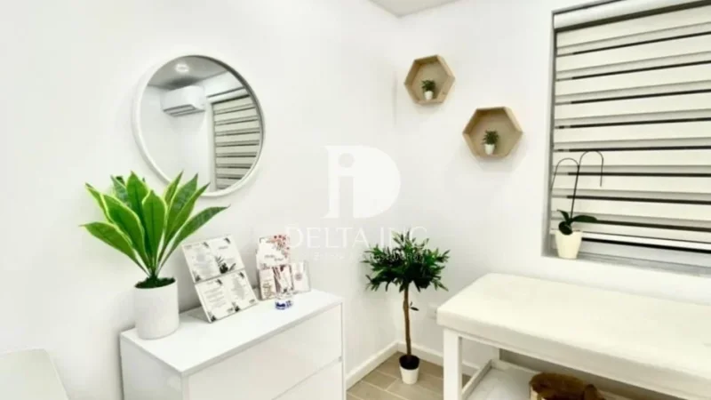 Tirane, jepet me qera ambjent biznesi Kati 2, 68 m² 800 € (Vasil Shanto)