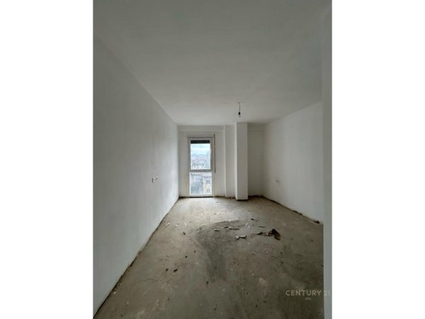 Tirane, shes apartament 2+1+Aneks+Ballkon Kati 2, 129 m² 193.770 € (BULEVARDI I RI)