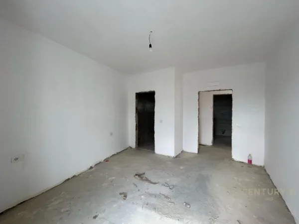 Tirane, shes apartament 2+1+Aneks+Ballkon Kati 2, 129 m² 193.770 € (BULEVARDI I RI)