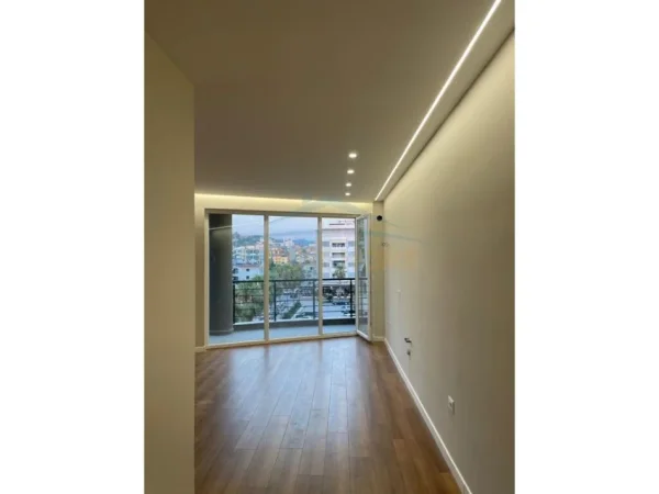 Durres, shitet apartament 1+1 Kati 2, 58 m² 105.000 € (Golem)