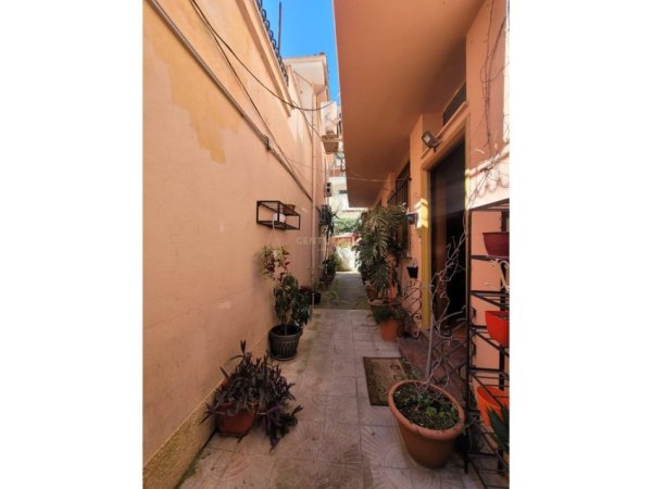 Tirane, jepet me qera Vile 2 Katshe Kati 2, 128 m² 1.100 € (Islam Alla)