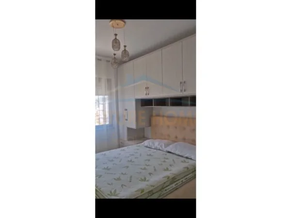 Durres, shitet apartament 2+1+Ballkon Kati 10, 110.000 € (DURRES STACIONI I TRENIT)