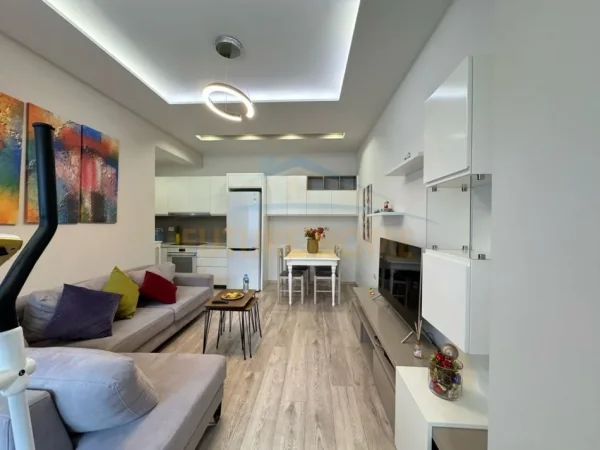 Tirane, shitet apartament 2+1 Kati 1, 77 m² 340.000 € (STADIUMI DINAMO)