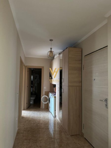 Tirane, jepet me qera apartament 2+1+Ballkon Kati 2, 100 m² 600 € (LIQENI THATE)