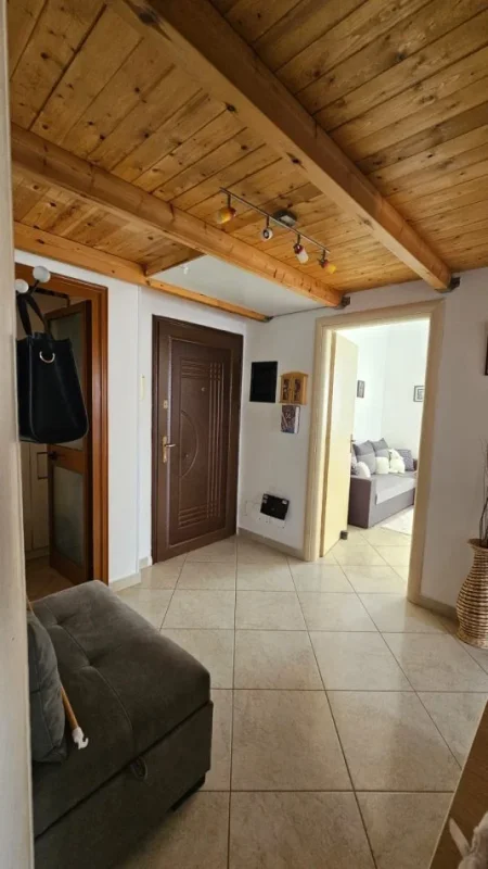 Durres, shitet apartament duplex 2+1+Ballkon Kati 3, 110 m² 129.000 € (Mali Robit, Golem)