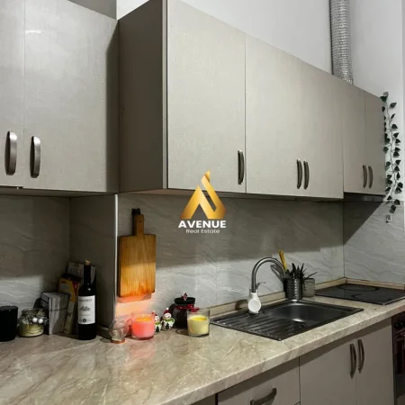 Tirane, shitet garsonier 1+1 Kati 1, 59 m² 78.000 € (5 maji)