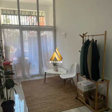 Tirane, shitet garsonier 1+1 Kati 1, 59 m² 78.000 € (5 maji)