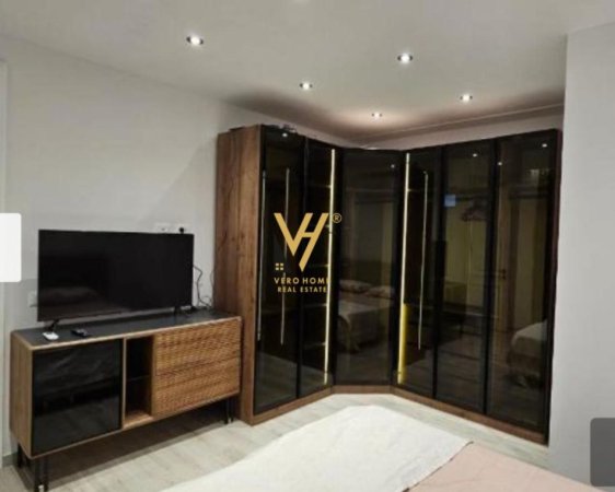 Tirane, jepet me qera shtepi 2+1+Ballkon Kati 0, 80 m² 500 € (SHKOZE)