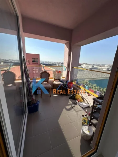 Tirane, jap me qera apartament 1+1+Ballkon Kati 8, 53 m² (Ali Dem, te kompleksi Mangalem)