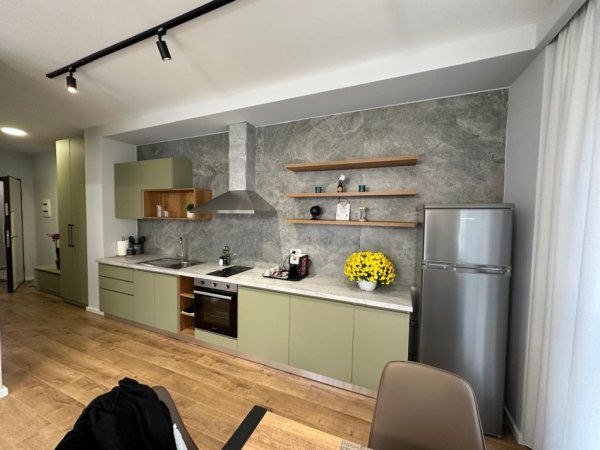 Tirane, shitet apartament 1+1 , 90 m² 222.000 € (Shkolla e Kuqe)