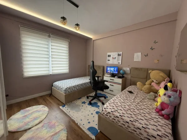 Tirane, shes apartament 3+1+Ballkon Kati 9, 122 m² 248.000 € 