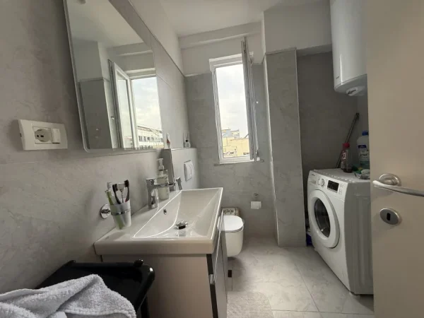 Tirane, shes apartament 3+1+Ballkon Kati 9, 122 m² 248.000 € 