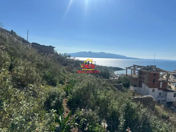 Sarande, shitet truall , 675 m² 125.000 € 