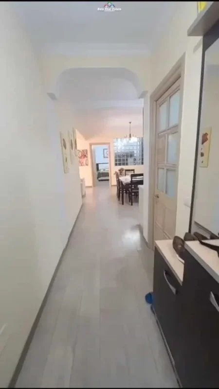 Tirane, jepet me qera apartament 2+1 Kati 6, 95 m² 600 € (LAPRAKE)