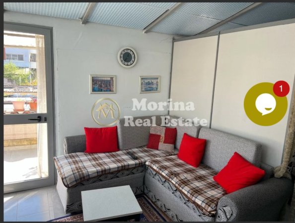 Tirane, jepet me qera apartament 3+1+Ballkon Kati 2, 132 m² 800 € (Bulevardi Zogu I Pare)