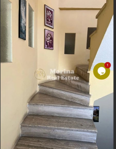 Tirane, jepet me qera apartament 3+1+Ballkon Kati 2, 132 m² 800 € (Bulevardi Zogu I Pare)