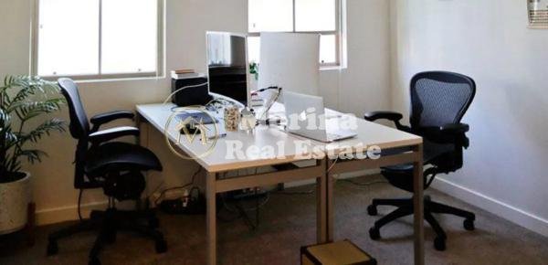 Tirane, jepet me qera ambjent biznesi Kati 0, 45 m² 400 € (Bulevardi Zogu i Pare)