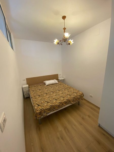 Tirane, jepet me qera apartament 1+1+Aneks Kati 5, 60 m² 470 € (rruga e kavajes)