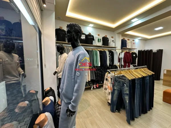 Vlore, shitet ambjent biznesi Kati 0, 55 m² 55.000 € (Rruga Sadik Zotaj)