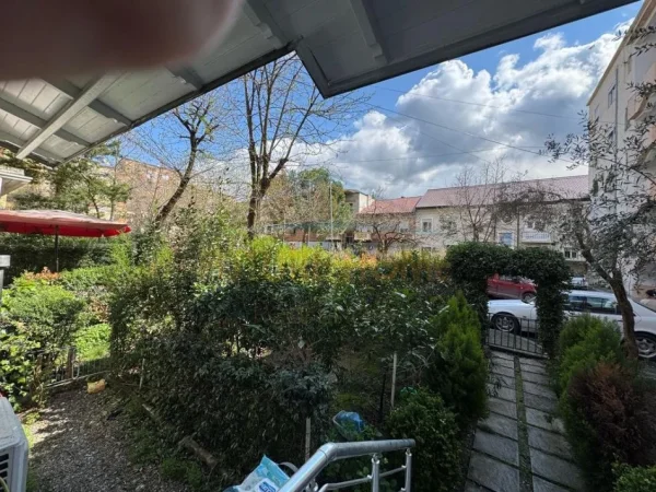 Shitje, Apartament 2+1+Bodrum, Stadiumi Dinamo.