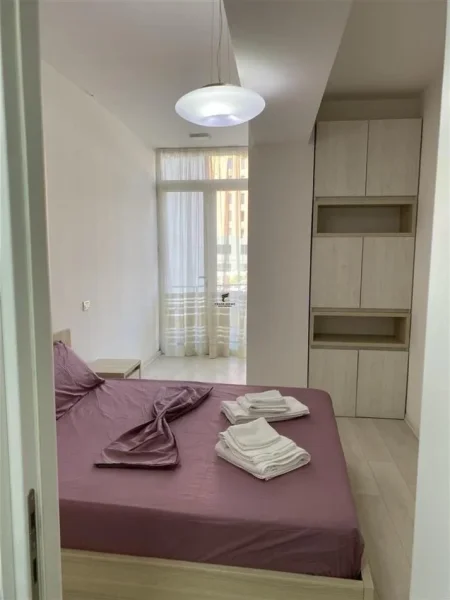 Tirane, jepet me qera apartament 2+1+Ballkon Kati 5, 90 m² 620 € (RRUGA E KAVAJE)
