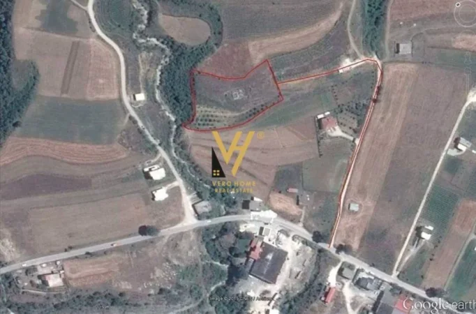 Permet, shitet truall , 4.154 m² 85.000 € (PERMET)