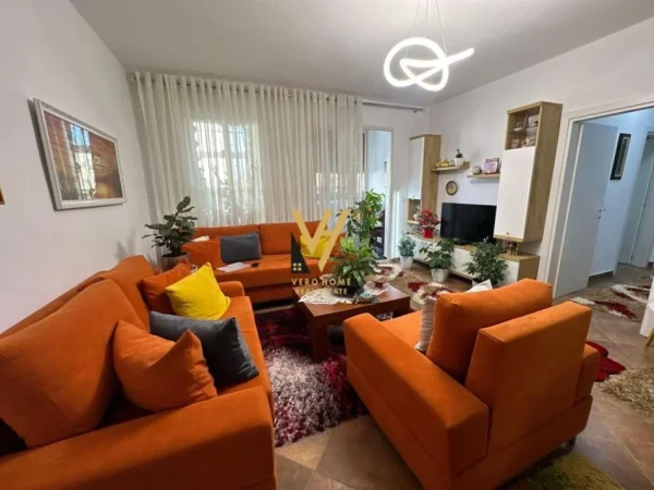 Durres, shitet apartament 2+1+Ballkon Kati 3, 95 m² 180.000 € (DURRES)