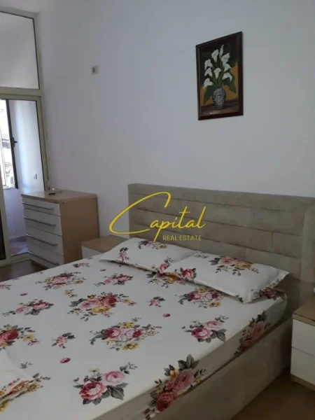 Tirane, jepet me qera apartament 2+1 Kati 2, 110 m² 500 € (ASTIR)