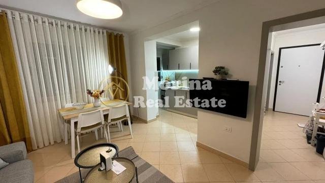Tirane, jepet me qera apartament 1+1 Kati 3, 65 m² 600 € (21 Dhjetori)