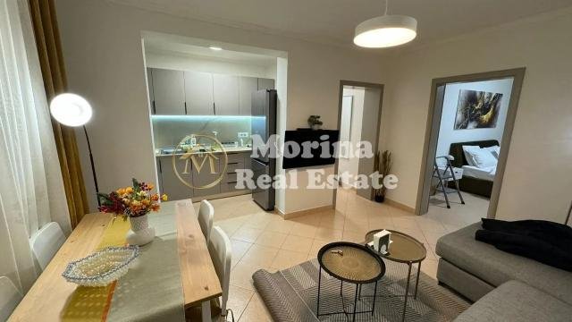 Tirane, jepet me qera apartament 1+1 Kati 3, 65 m² 600 € (21 Dhjetori)