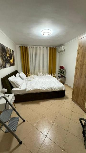 Tirane, jepet me qera apartament 1+1 Kati 3, 65 m² 600 € (21 Dhjetori)