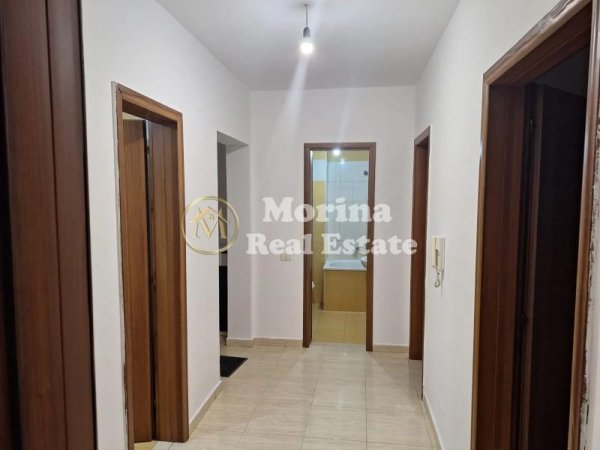 Tirane, jepet me qera apartament 2+1 Kati 9, 110 m² 550 € (Bulevardi Zogu i Pare)