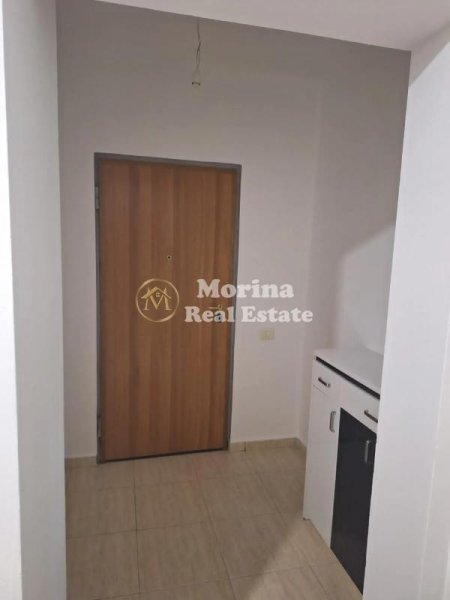 Tirane, jepet me qera apartament 2+1 Kati 9, 110 m² 550 € (Bulevardi Zogu i Pare)