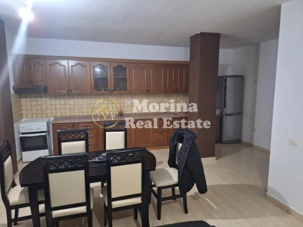 Tirane, jepet me qera apartament 2+1 Kati 9, 110 m² 550 € (Bulevardi Zogu i Pare)