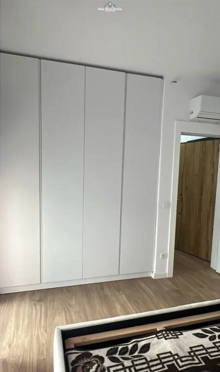 Tirane, jepet me qera apartament 2+1 Kati 5, 75 m² 470 € (selite)