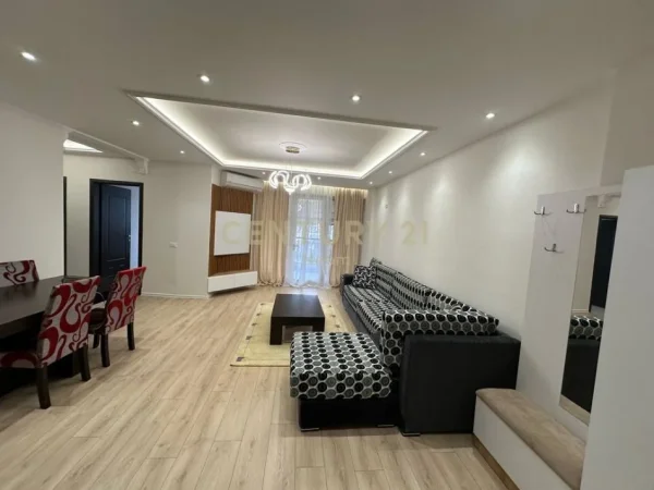 Tirane, shitet apartament 2+1 Kati 2, 107 m² 145.000 € (Yzberisht, perball Grand Galerise)