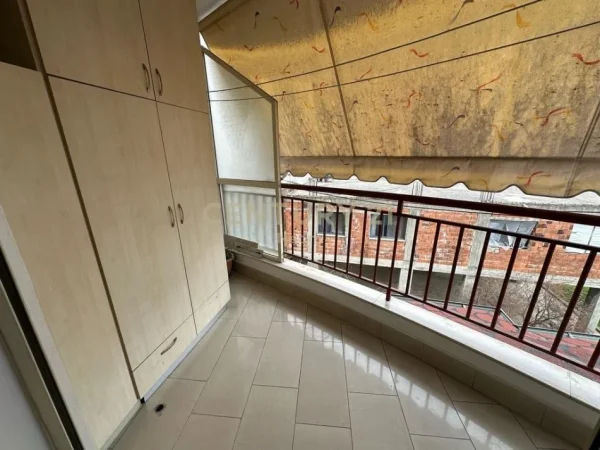 Tirane, shitet apartament 2+1 Kati 2, 107 m² 145.000 € (Yzberisht, perball Grand Galerise)