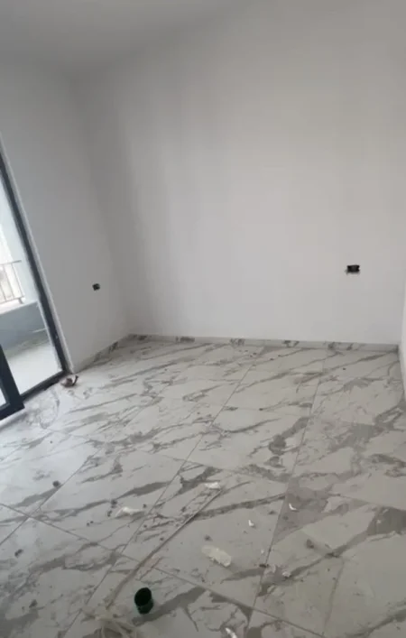 Tirane, shitet apartament 1+1 Kati 7, 68 m² 57.000 € (Rruga Teuta tek Ulliri)