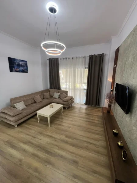 Tirane, shitet apartament 2+1 Kati 2, 119 m² 145.000 € (Astir prane Bulevardit)