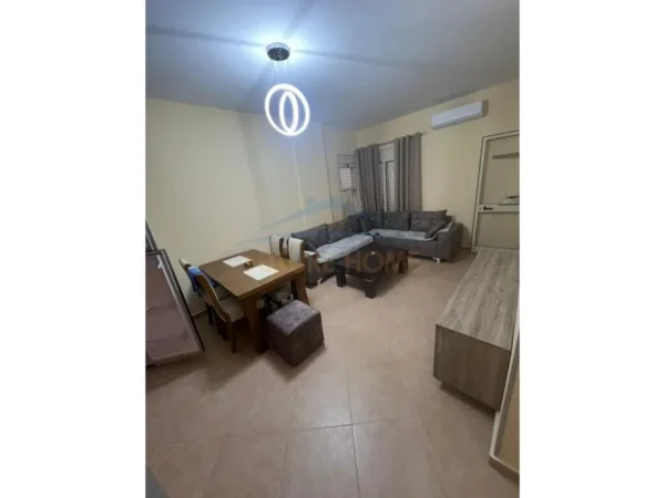 Durres, shitet apartament 1+1+Ballkon Kati 2, 63 m² 80.000 € (Shkembi Kavajes, Durres)