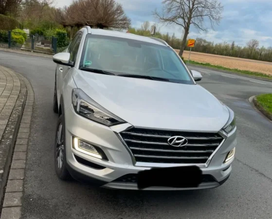 Greqi, shes SUV | Fuoristrad | Xhip Hyundai Tucson Nafte, gri metalizato automatik Kondicioner 83.000 km 25.000 €