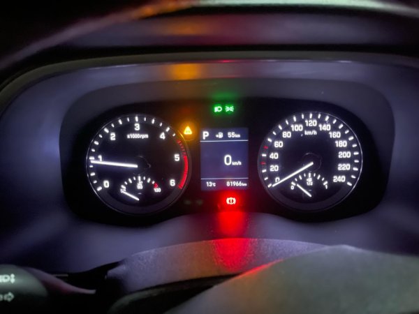 Greqi, shes SUV | Fuoristrad | Xhip Hyundai Tucson Nafte, gri metalizato automatik Kondicioner 83.000 km 25.000 €