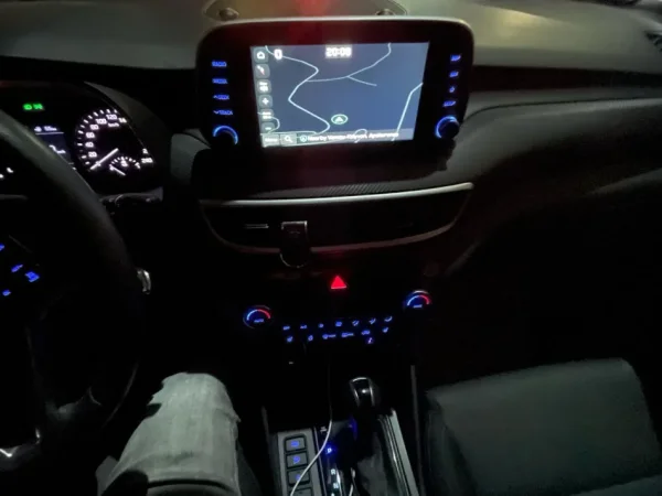 Greqi, shes SUV | Fuoristrad | Xhip Hyundai Tucson Nafte, gri metalizato automatik Kondicioner 83.000 km 25.000 €