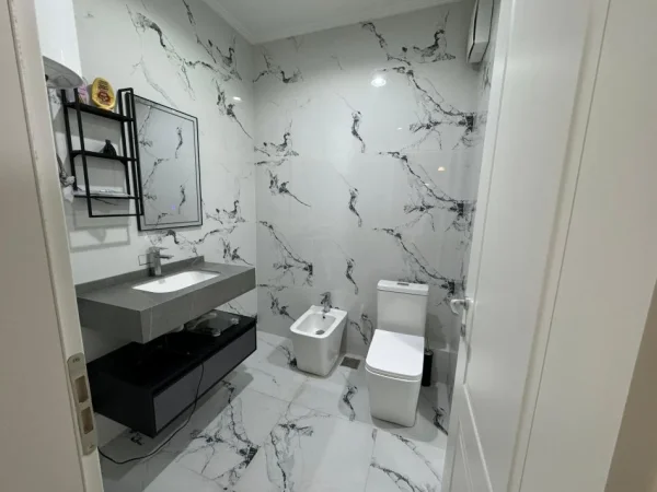 SHITET APARTAMENT 2+1 PRANE VET HOSPITAL