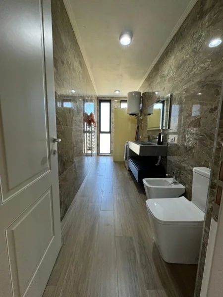 SHITET APARTAMENT 2+1 PRANE VET HOSPITAL