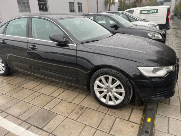 Tirane, shitet makine Audi|A6 2.0 Nafte, e zeze automatik Klima 270.000 km 11.000 €