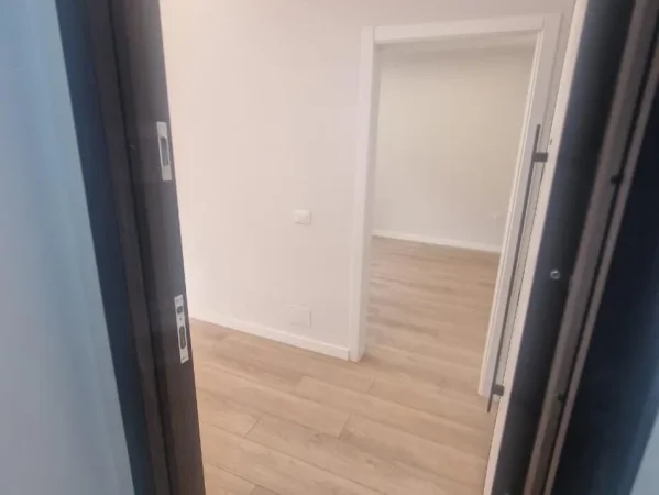 Tirane, shes apartament 1+1+Ballkon Kati 3, 65 m² 115.000 € (Kodra e Diellit)